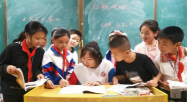 今年教師節(jié)，我們將為100位優(yōu)秀教師送去光愛(ài)！